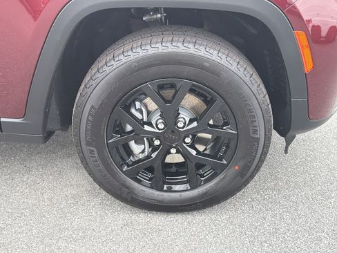 New 2026 Jeep Grand Cherokee Altitude RWD image 14