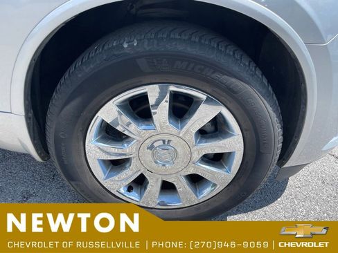 Used 2017 Buick Enclave Leather FWD image 44