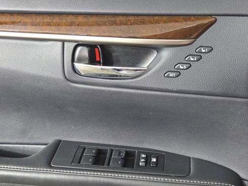 Used 2015 Lexus ES 350 w/ Premium Package FWD image 30