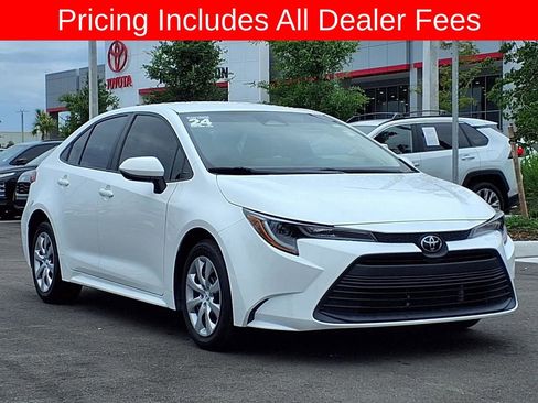 Used 2024 Toyota Corolla LE FWD image 1