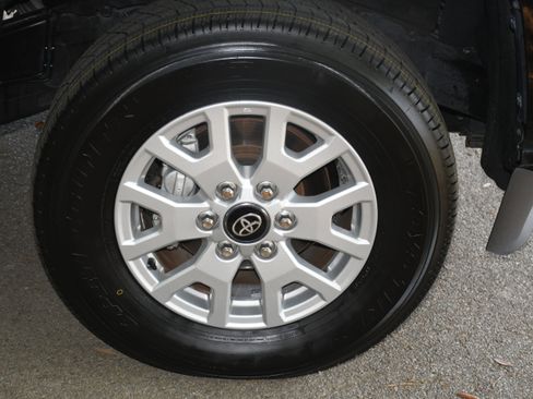 Certified 2024 Toyota Tacoma SR w/ SR Upgrade Package image 20