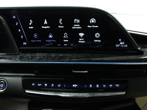 Used 2021 Cadillac Escalade Premium Luxury image 24