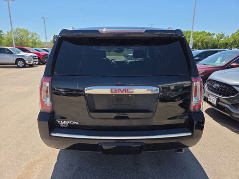 Used 2016 GMC Yukon Denali w/ Open Road Package AWD/4WD image 4
