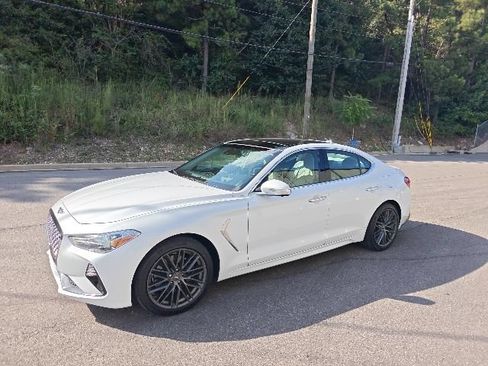 Used 2019 Genesis G70 2.0T Advanced w/ Prestige Package AWD/4WD image 6