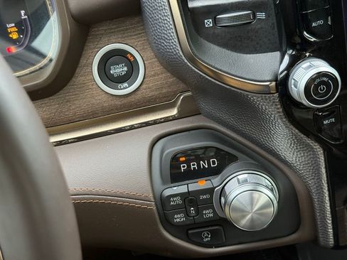 Used 2026 RAM 1500 Limited AWD/4WD image 33