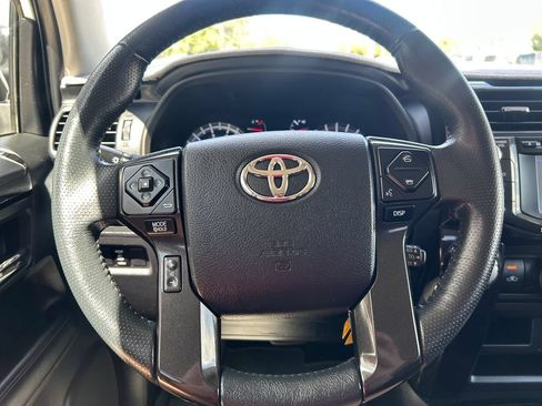 Certified 2019 Toyota 4Runner TRD Off-Road AWD/4WD image 18