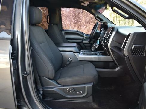 Used 2018 Ford F150 XLT w/ Equipment Group 302A Luxury AWD/4WD image 16