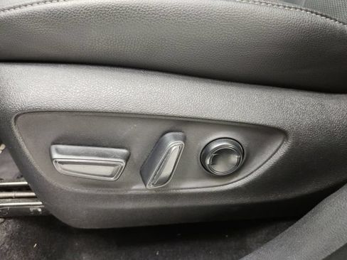 Used 2025 Toyota Grand Highlander AWD image 14