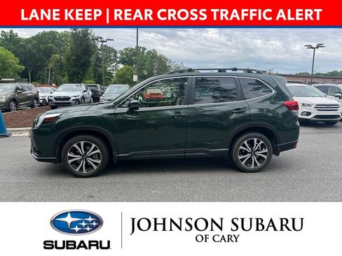 Used 2023 Subaru Forester Limited AWD/4WD image 5