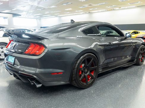 Used 2020 Ford Mustang Shelby GT500 w/ Technology Package RWD image 5