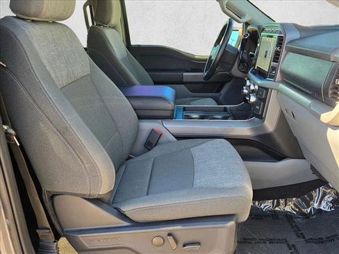 Certified 2022 Ford F150 XLT w/ Equipment Group 302A High image 20