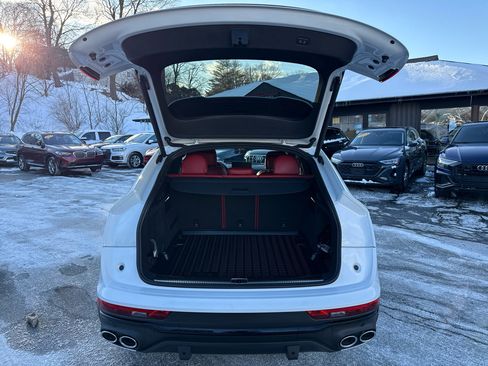 Used 2023 Audi SQ5 Premium Plus w/ Premium Plus Package image 17