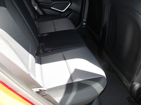 Used 2023 Kia Soul LX w/ LX Technology Package FWD image 10