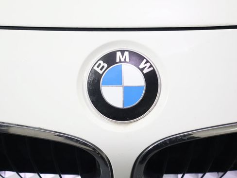 Used 2014 BMW 328d xDrive Wagon AWD/4WD image 18