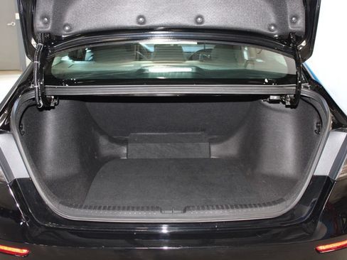 Used 2023 Honda Accord LX image 23