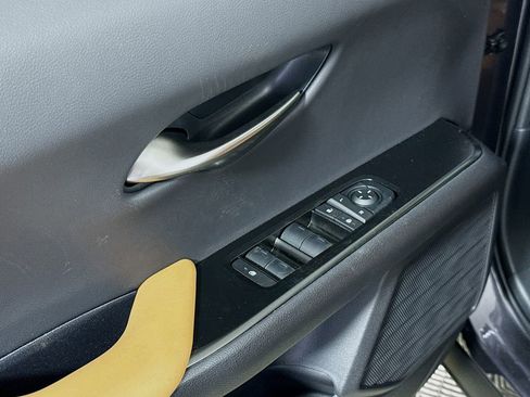 New 2026 Lexus UX 300h FWD image 20