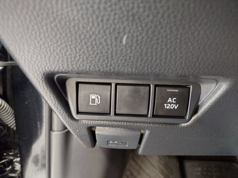 Used 2024 Toyota Prius Prime FWD image 23