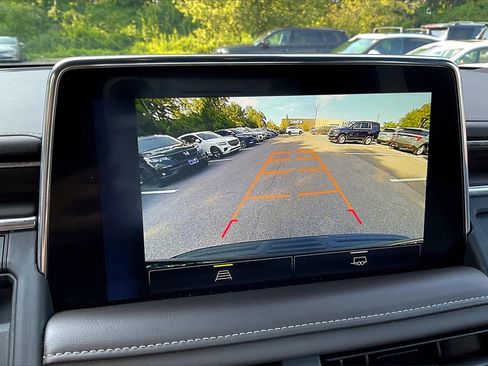 Used 2023 Chevrolet Tahoe LT image 14