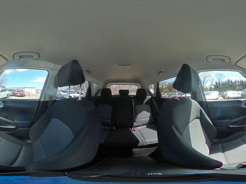 Used 2025 Kia Soul LX w/ LX Technology Package FWD image 39
