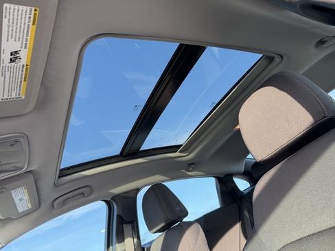 Used 2023 Chevrolet Malibu LT image 23