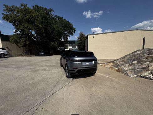 Certified 2025 Land Rover Range Rover Evoque Dynamic SE AWD/4WD image 5