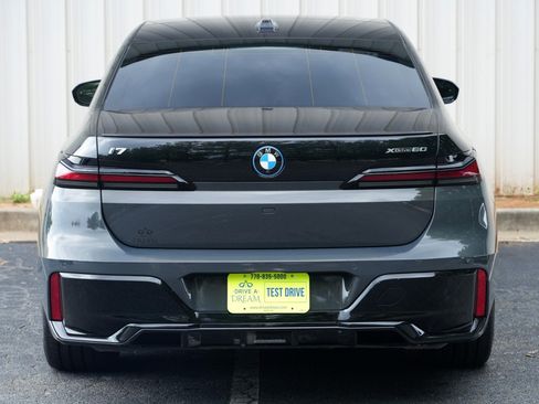 Used 2023 BMW i7 xDrive60 w/ Executive Package 2 AWD/4WD image 64