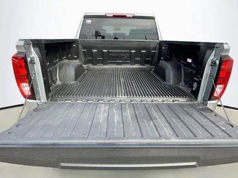 Used 2024 GMC Sierra 1500 Elevation image 23