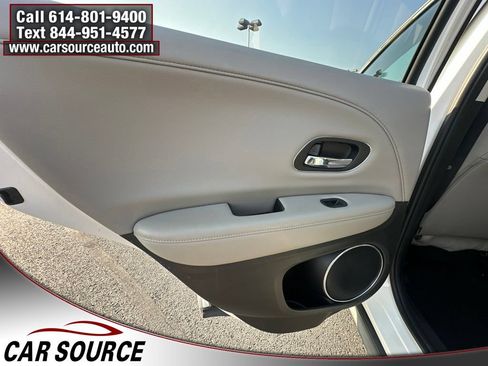 Used 2018 Honda HR-V EX-L image 21