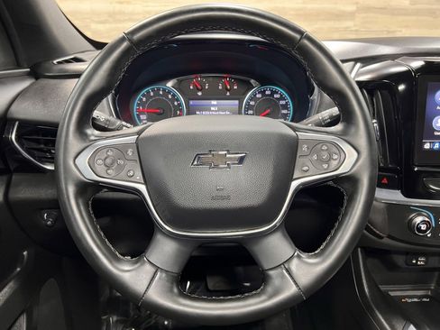 Used 2023 Chevrolet Traverse RS image 23