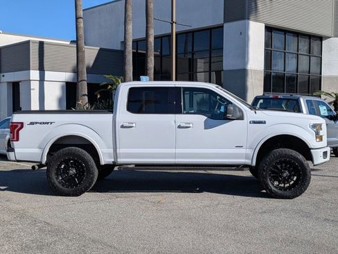 Used 2016 Ford F150 XLT image 4