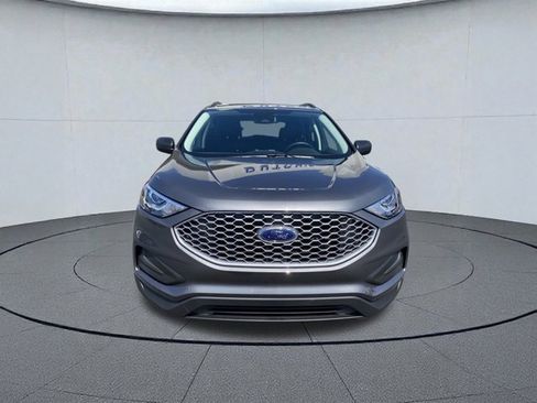 New 2024 Ford Edge SE image 9