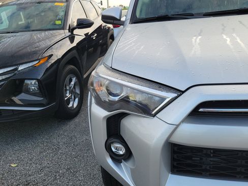 Used 2024 Toyota 4Runner SR5 image 6