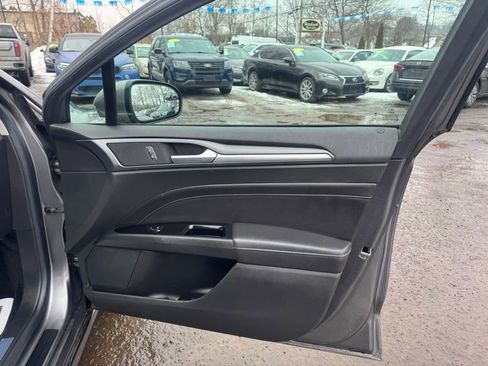 Used 2014 Ford Fusion Titanium image 24