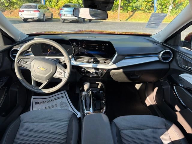 Used 2024 Chevrolet Trax LT FWD image 18
