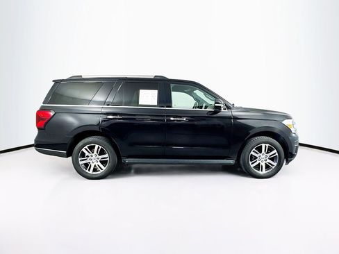 Used 2024 Ford Expedition Limited image 11