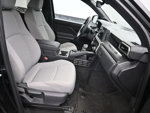 Used 2024 Toyota Tacoma SR5 AWD/4WD image 7