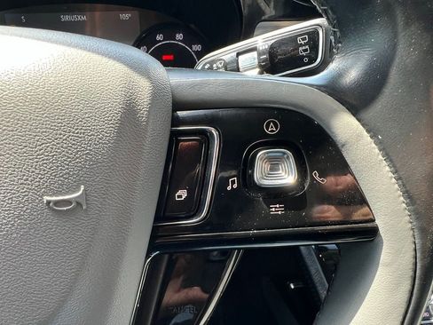 Used 2020 Lincoln Corsair Reserve w/ Appearance Package FWD image 14