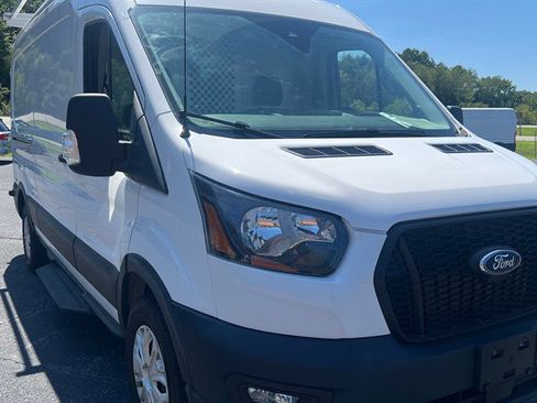Used 2023 Ford Transit 250 Medium Roof w/ Load Area Protection Package RWD image 4