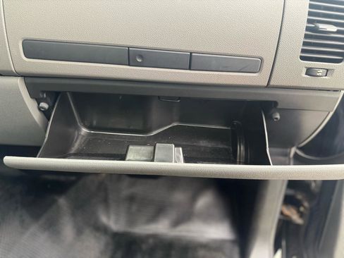 Used 2013 Chevrolet Silverado 1500 W/T image 38