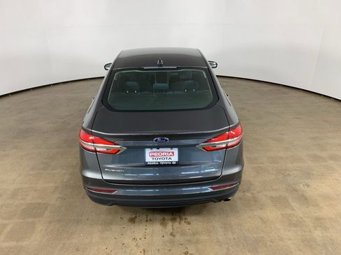 Used 2020 Ford Fusion SE image 11