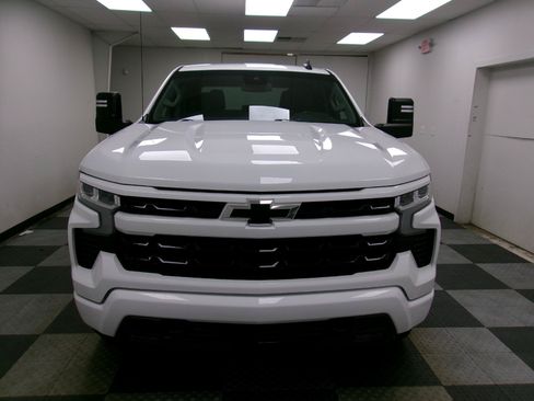 Used 2023 Chevrolet Silverado 1500 RST w/ Max Trailering Package AWD/4WD image 15