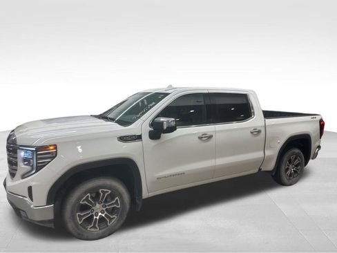 Used 2024 GMC Sierra 1500 SLT image 9