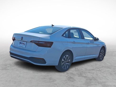 Used 2024 Volkswagen Jetta S image 5