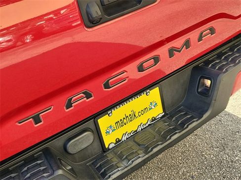 Used 2019 Toyota Tacoma SR5 image 28