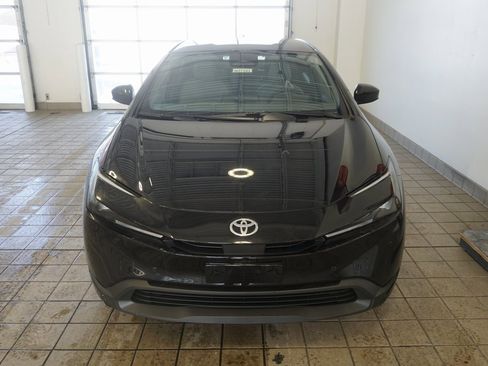 New 2026 Toyota Prius LE image 13