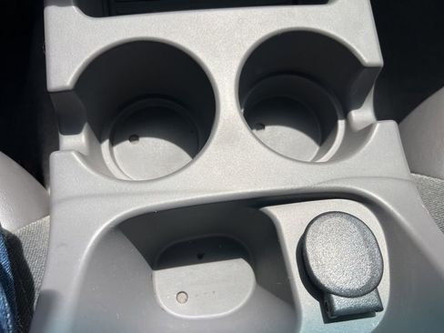 Used 2002 Ford Explorer XLS image 26