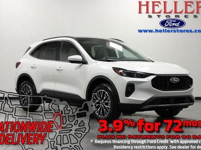 New 2025 Ford Escape SE w/ PHEV Premium Package