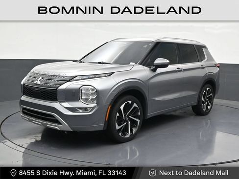 Used 2022 Mitsubishi Outlander SEL AWD/4WD image 1