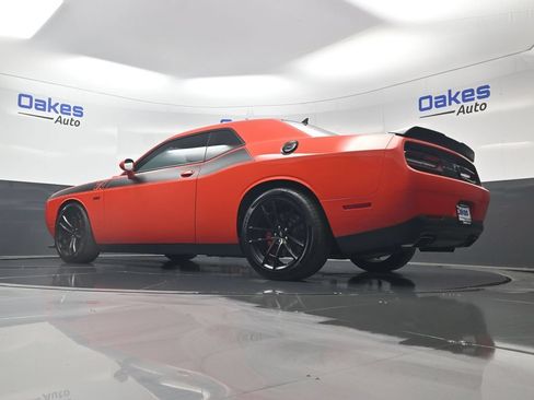 Used 2019 Dodge Challenger R/T Scat Pack w/ T/A Package RWD image 33