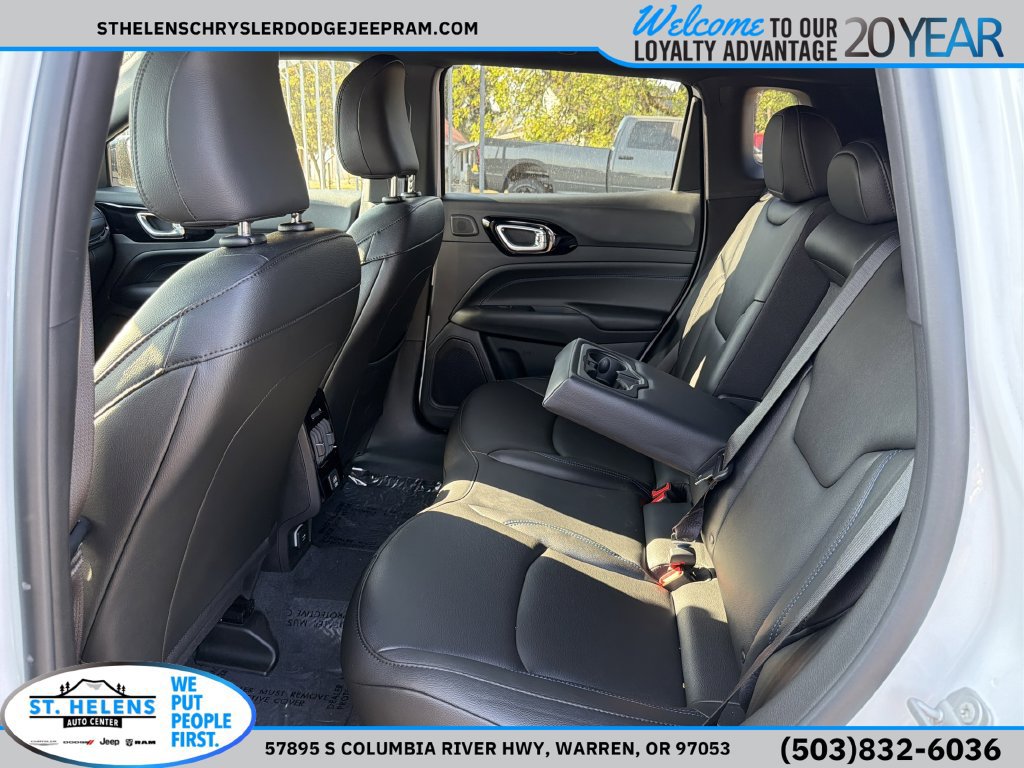 New 2025 Jeep Compass Limited w/ Sun & Sound Group AWD/4WD image 14